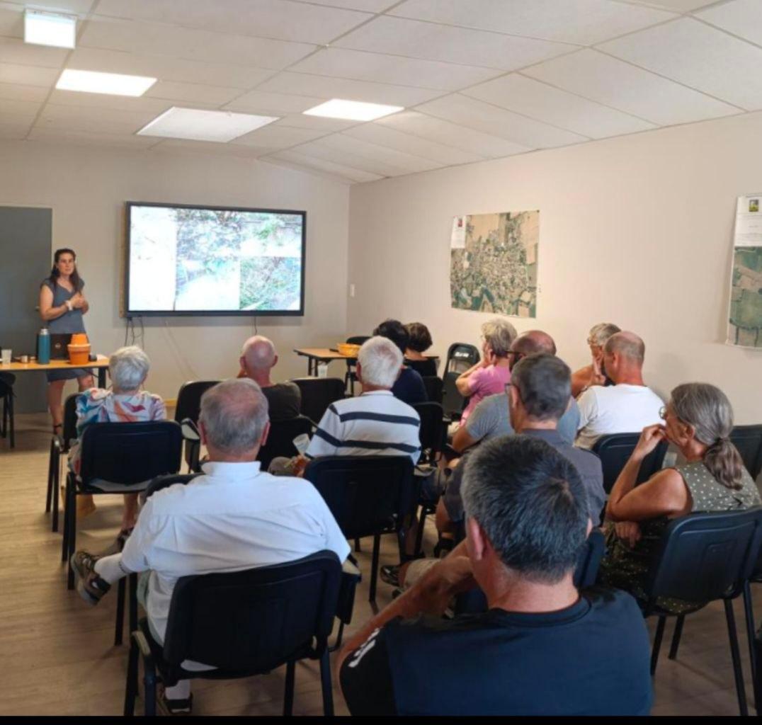 Conférence sur la gestion de l'eau au jardin avec le SMIDOM